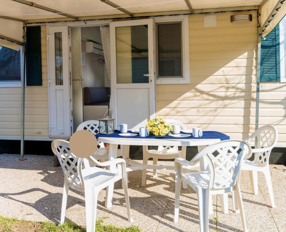Eurocampingpacengo Hotel Lazise Exterior photo