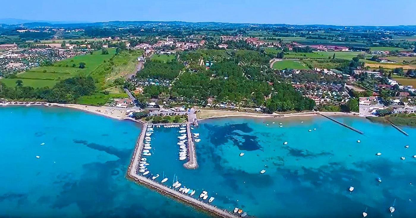 Eurocampingpacengo Hotel Lazise Exterior photo