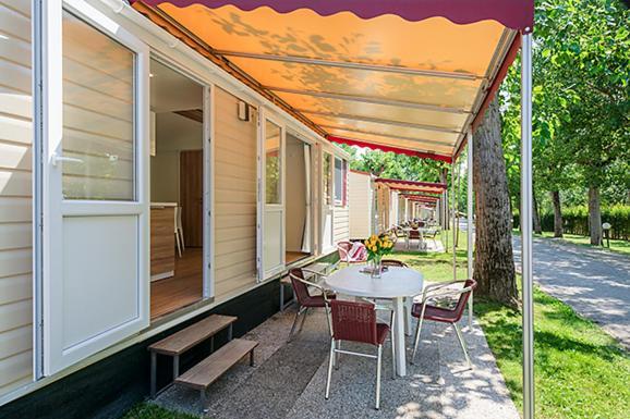 Eurocampingpacengo Hotel Lazise Exterior photo
