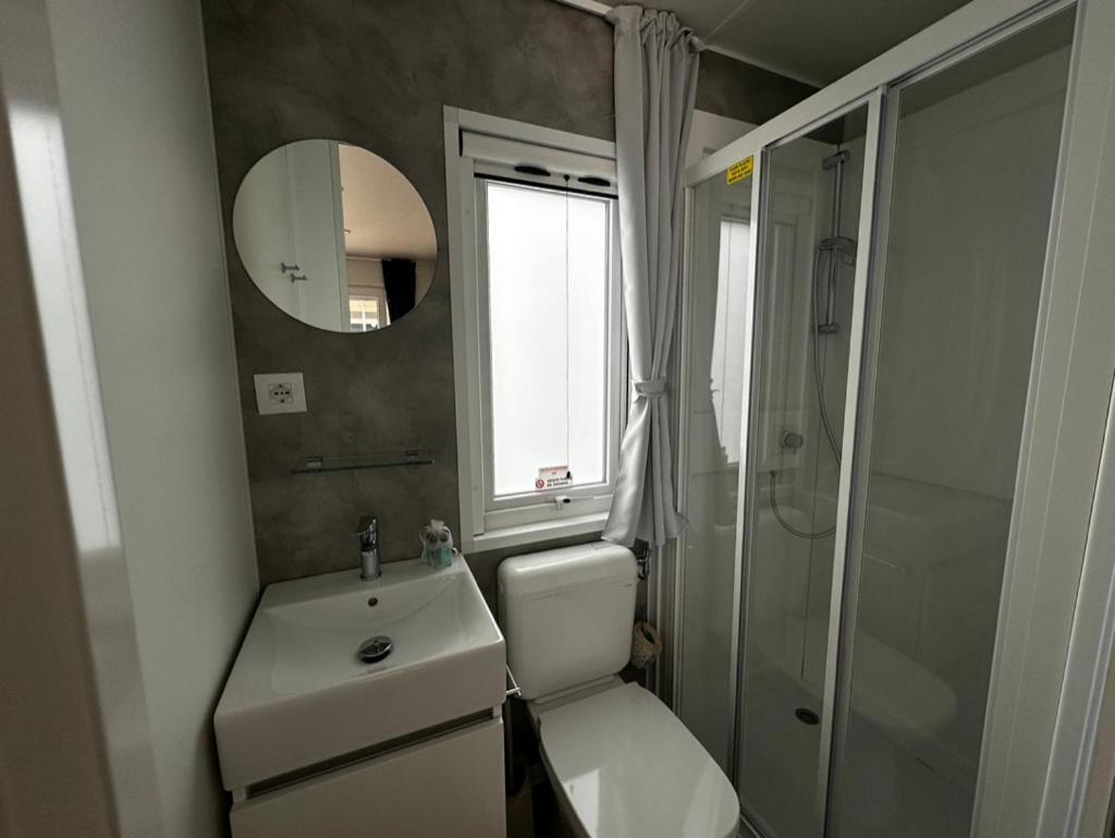 Eurocampingpacengo Hotel Lazise Exterior photo