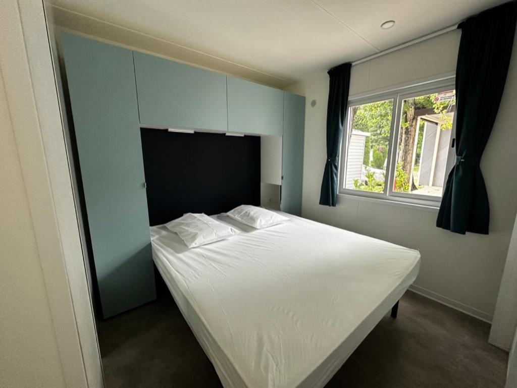 Eurocampingpacengo Hotel Lazise Exterior photo